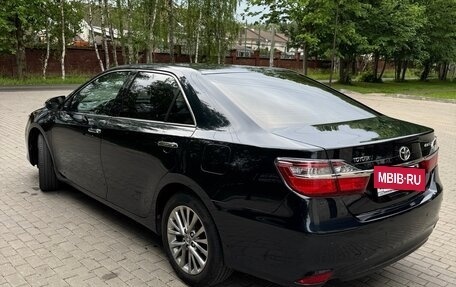 Toyota Camry, 2015 год, 2 050 000 рублей, 3 фотография