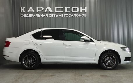 Skoda Octavia, 2018 год, 999 000 рублей, 6 фотография