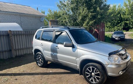 Chevrolet Niva I рестайлинг, 2012 год, 635 000 рублей, 8 фотография
