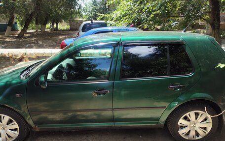 Volkswagen Golf IV, 2001 год, 280 000 рублей, 2 фотография