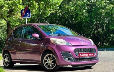 Peugeot 107 I рестайлинг, 2013 год, 660 000 рублей, 1 фотография