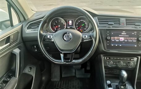 Volkswagen Tiguan II, 2019 год, 2 080 000 рублей, 25 фотография
