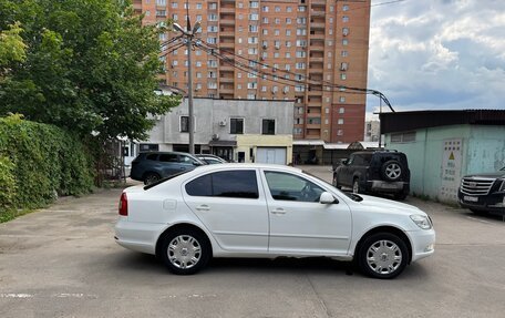 Skoda Octavia, 2011 год, 900 000 рублей, 11 фотография