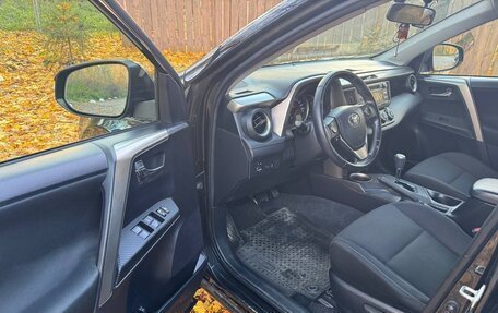 Toyota RAV4, 2013 год, 1 650 000 рублей, 10 фотография