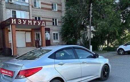 Hyundai Solaris II рестайлинг, 2013 год, 515 000 рублей, 3 фотография