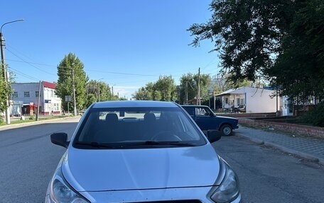 Hyundai Solaris II рестайлинг, 2013 год, 515 000 рублей, 4 фотография