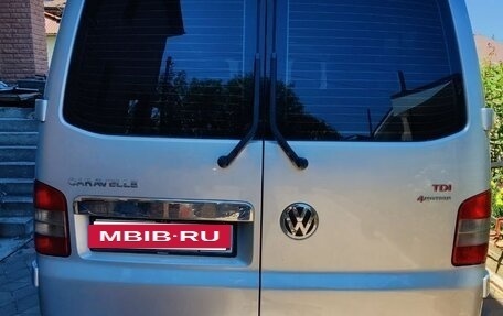 Volkswagen Caravelle T5, 2008 год, 1 550 000 рублей, 3 фотография