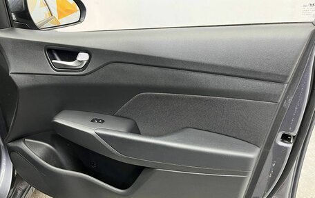 Hyundai Solaris II рестайлинг, 2021 год, 1 870 000 рублей, 28 фотография
