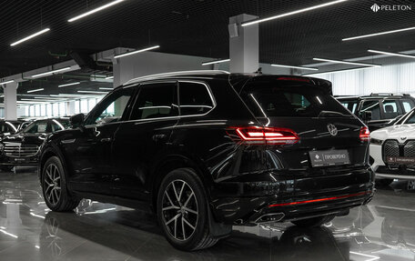 Volkswagen Touareg III, 2019 год, 4 840 000 рублей, 4 фотография