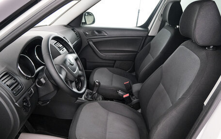 Skoda Yeti I рестайлинг, 2011 год, 1 049 000 рублей, 6 фотография