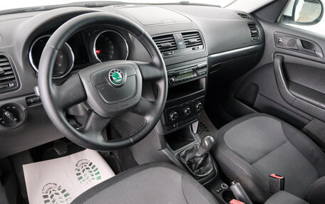 Skoda Yeti I рестайлинг, 2011 год, 1 049 000 рублей, 7 фотография