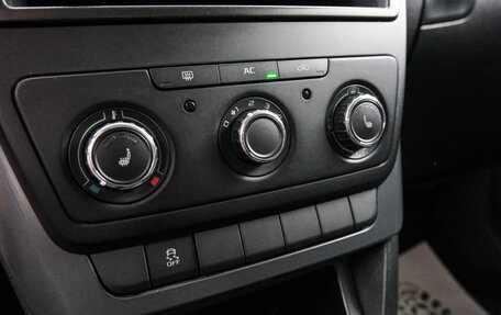 Skoda Yeti I рестайлинг, 2011 год, 1 049 000 рублей, 16 фотография