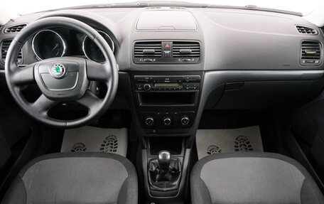 Skoda Yeti I рестайлинг, 2011 год, 1 049 000 рублей, 9 фотография