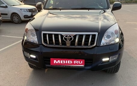 Toyota Land Cruiser Prado 120 рестайлинг, 2008 год, 2 200 000 рублей, 2 фотография