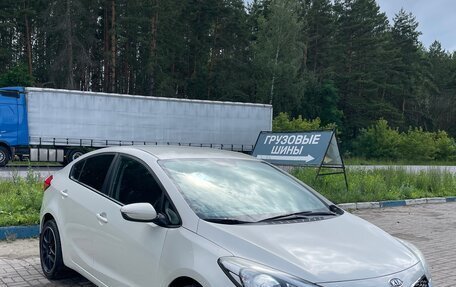 KIA Cerato III, 2015 год, 950 000 рублей, 3 фотография