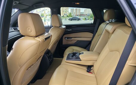 Cadillac SRX II рестайлинг, 2014 год, 2 200 000 рублей, 15 фотография
