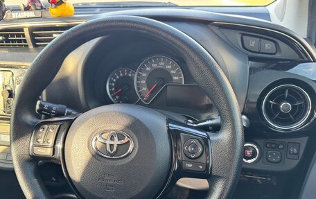 Toyota Vitz, 2017 год, 1 090 000 рублей, 12 фотография