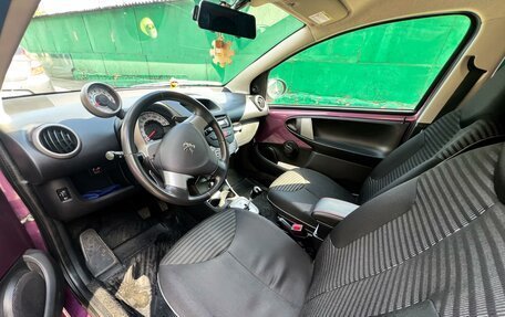 Peugeot 107 I рестайлинг, 2013 год, 660 000 рублей, 7 фотография