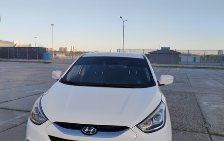 Hyundai ix35 I рестайлинг, 2014 год, 1 375 000 рублей, 1 фотография