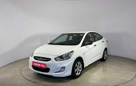 Hyundai Solaris II рестайлинг, 2013 год, 649 000 рублей, 1 фотография