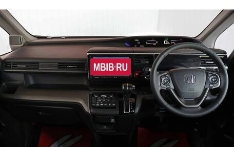 Honda Stepwgn IV, 2021 год, 2 150 052 рублей, 8 фотография