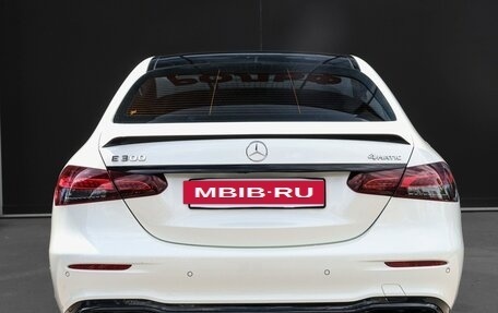 Mercedes-Benz E-Класс, 2021 год, 5 400 000 рублей, 6 фотография