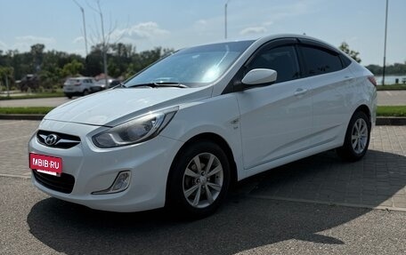 Hyundai Solaris II рестайлинг, 2014 год, 1 120 000 рублей, 5 фотография