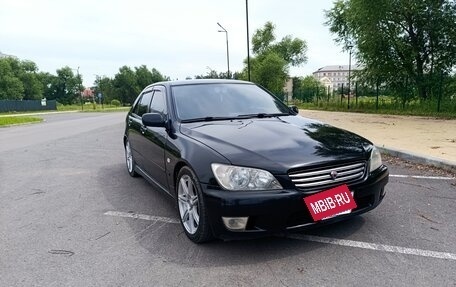 Lexus IS II рестайлинг 2, 1999 год, 650 000 рублей, 3 фотография