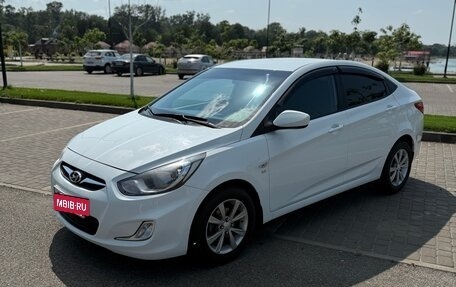 Hyundai Solaris II рестайлинг, 2014 год, 1 120 000 рублей, 4 фотография