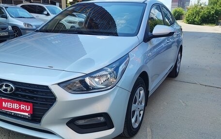 Hyundai Solaris II рестайлинг, 2017 год, 1 500 000 рублей, 4 фотография