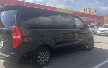 Hyundai Grand Starex Grand Starex I рестайлинг 2, 2010 год, 1 250 000 рублей, 4 фотография