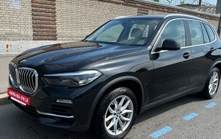 BMW X5, 2021 год, 5 590 000 рублей, 2 фотография
