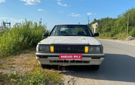 Toyota Crown, 1991 год, 300 000 рублей, 2 фотография
