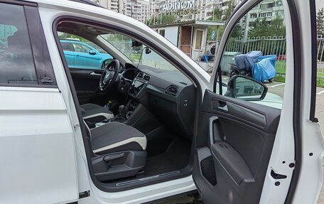 Volkswagen Tiguan II, 2020 год, 3 270 000 рублей, 11 фотография