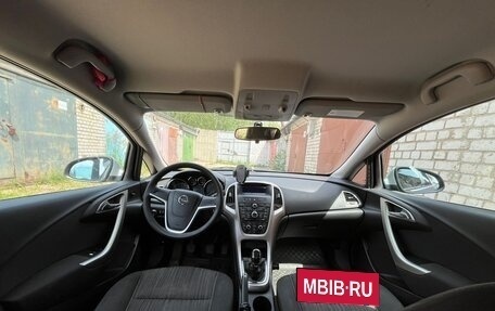 Opel Astra J, 2011 год, 800 000 рублей, 4 фотография