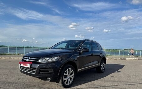 Volkswagen Touareg III, 2014 год, 2 750 000 рублей, 2 фотография