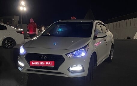 Hyundai Solaris II рестайлинг, 2017 год, 770 000 рублей, 3 фотография