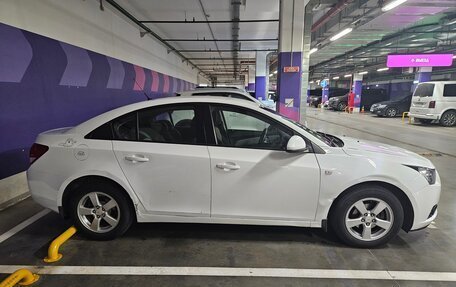Chevrolet Cruze II, 2012 год, 800 000 рублей, 2 фотография