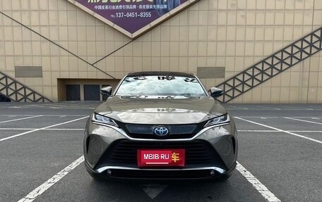 Toyota Harrier, 2022 год, 3 480 000 рублей, 2 фотография