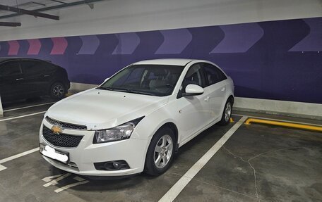 Chevrolet Cruze II, 2012 год, 800 000 рублей, 7 фотография