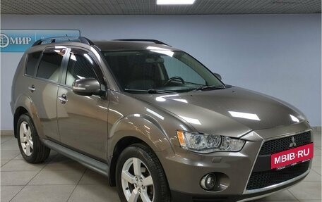 Mitsubishi Outlander III рестайлинг 3, 2011 год, 967 000 рублей, 3 фотография