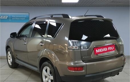 Mitsubishi Outlander III рестайлинг 3, 2011 год, 967 000 рублей, 7 фотография