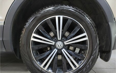 Volkswagen Tiguan II, 2018 год, 2 125 000 рублей, 9 фотография
