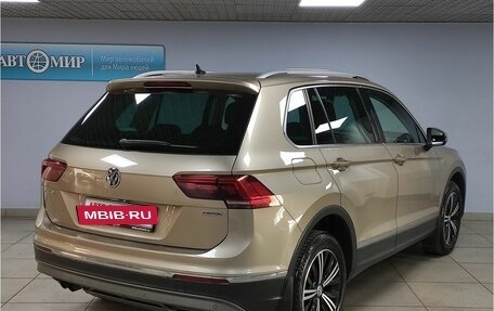 Volkswagen Tiguan II, 2018 год, 2 125 000 рублей, 5 фотография