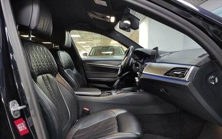 BMW 5 серия, 2019 год, 3 415 000 рублей, 10 фотография