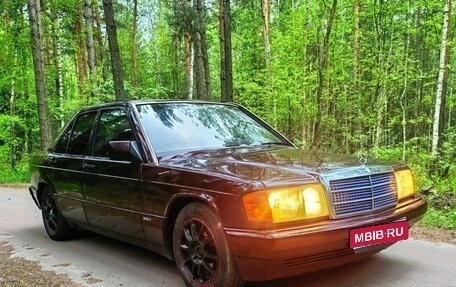 Mercedes-Benz 190 (W201), 1990 год, 425 000 рублей, 1 фотография