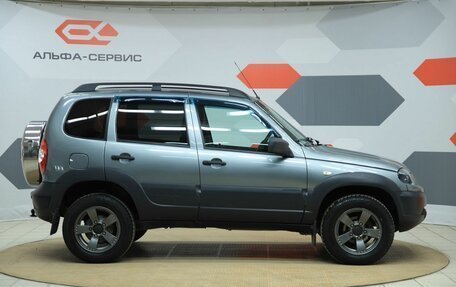 Chevrolet Niva I рестайлинг, 2019 год, 790 000 рублей, 4 фотография