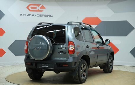 Chevrolet Niva I рестайлинг, 2019 год, 790 000 рублей, 5 фотография