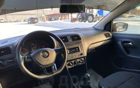 Volkswagen Polo VI (EU Market), 2016 год, 680 000 рублей, 4 фотография