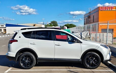Toyota RAV4, 2018 год, 3 000 000 рублей, 7 фотография